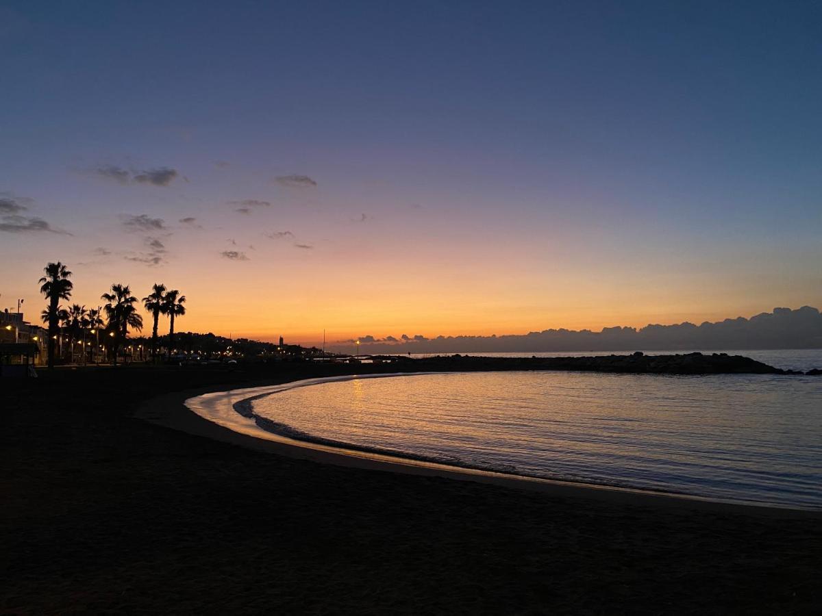 Exclusivo Apartamento Cerca De La Playa Màlaga Exteriér fotografie