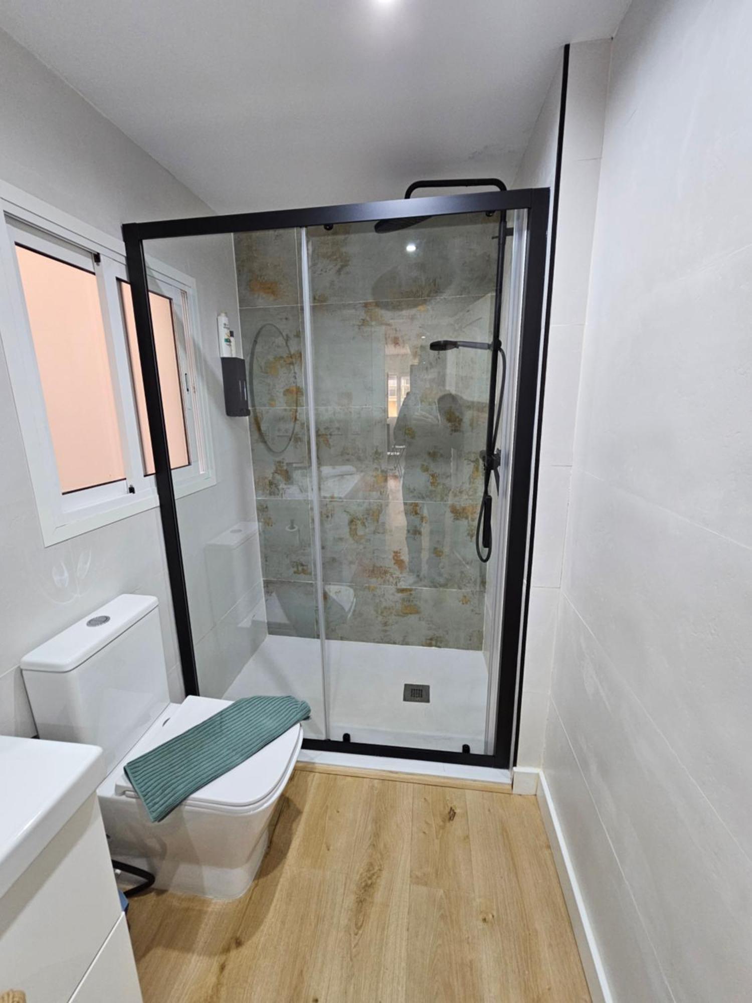 Exclusivo Apartamento Cerca De La Playa Màlaga Exteriér fotografie